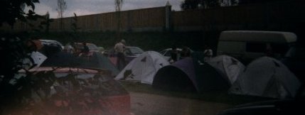 [Net een festivalcamping!]